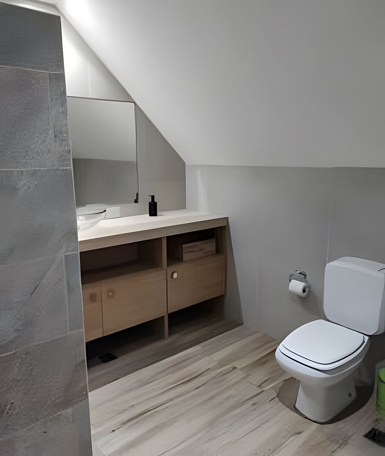 Semi-piso moderno en pleno centro de la ciudad 3A