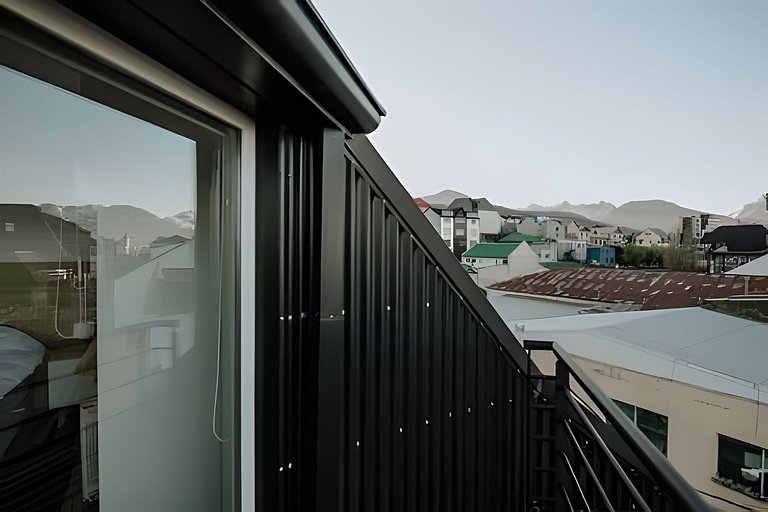 Toluken Huge, modern in the heart of the city 3A