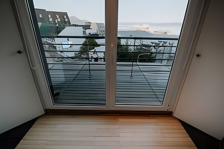 Toluken Huge, modern in the heart of the city 3A