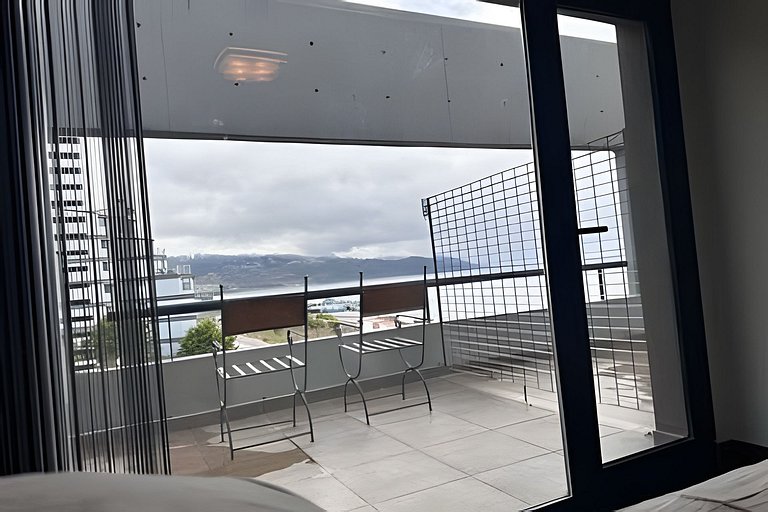 Aunaisin - Céntrico, cálido, vista al mar.