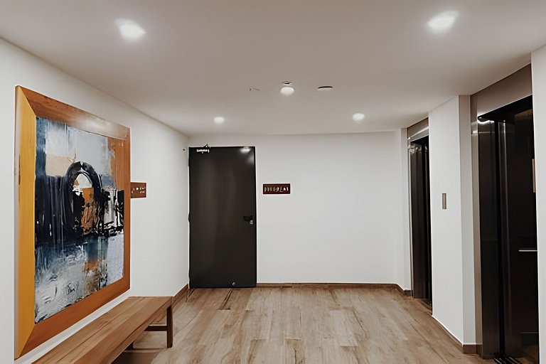 Aunaisin - Elegant and centrally located