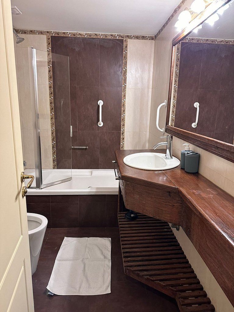 Viejo Lobo Center 2 Bedrooms