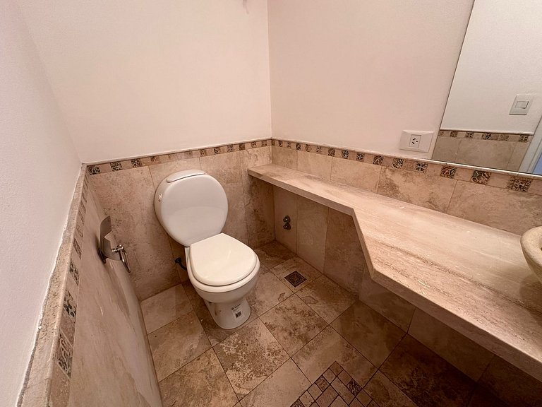 Aunaisin - Fadul 2B Central and comfortable