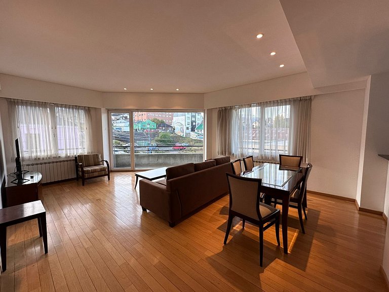 Aunaisin - Fadul 2B Central and comfortable