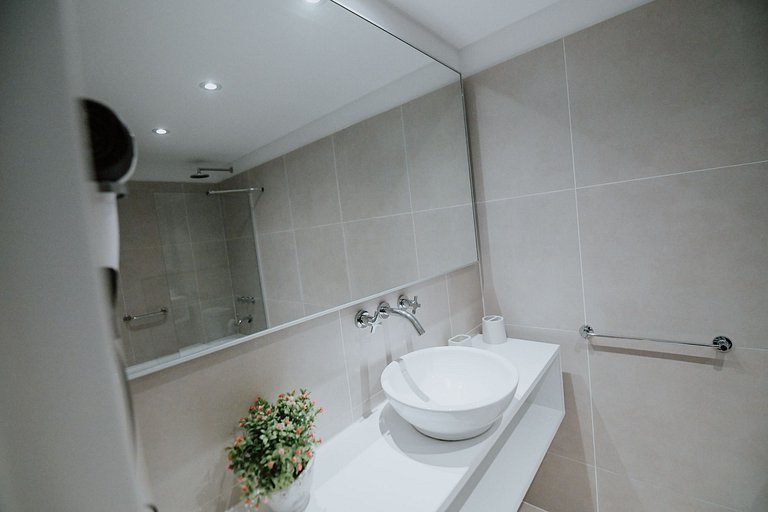 Aunaisin- Amazing centrally located apartment with unique vi