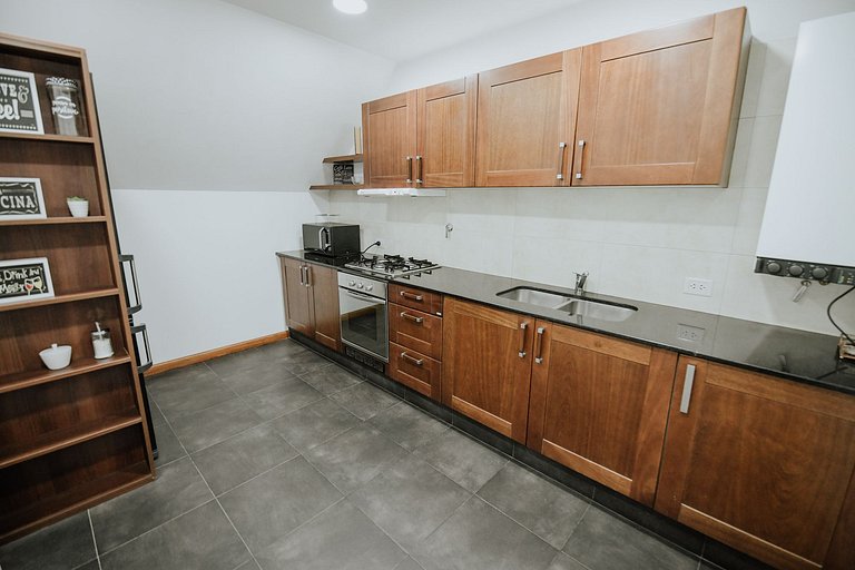 Semi-piso moderno en pleno centro de la ciudad 3A